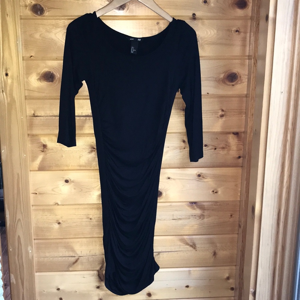 H&M basic black dress - Picture 2 of 5